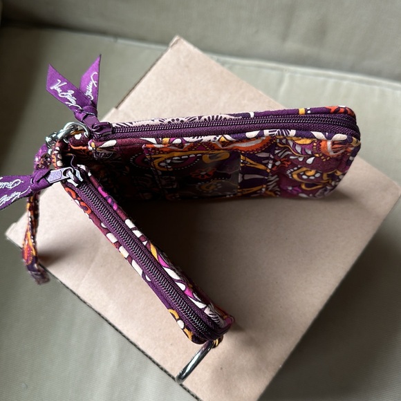 Vera Bradley Safari Sunset double ID wristlet EUC - Picture 2 of 7